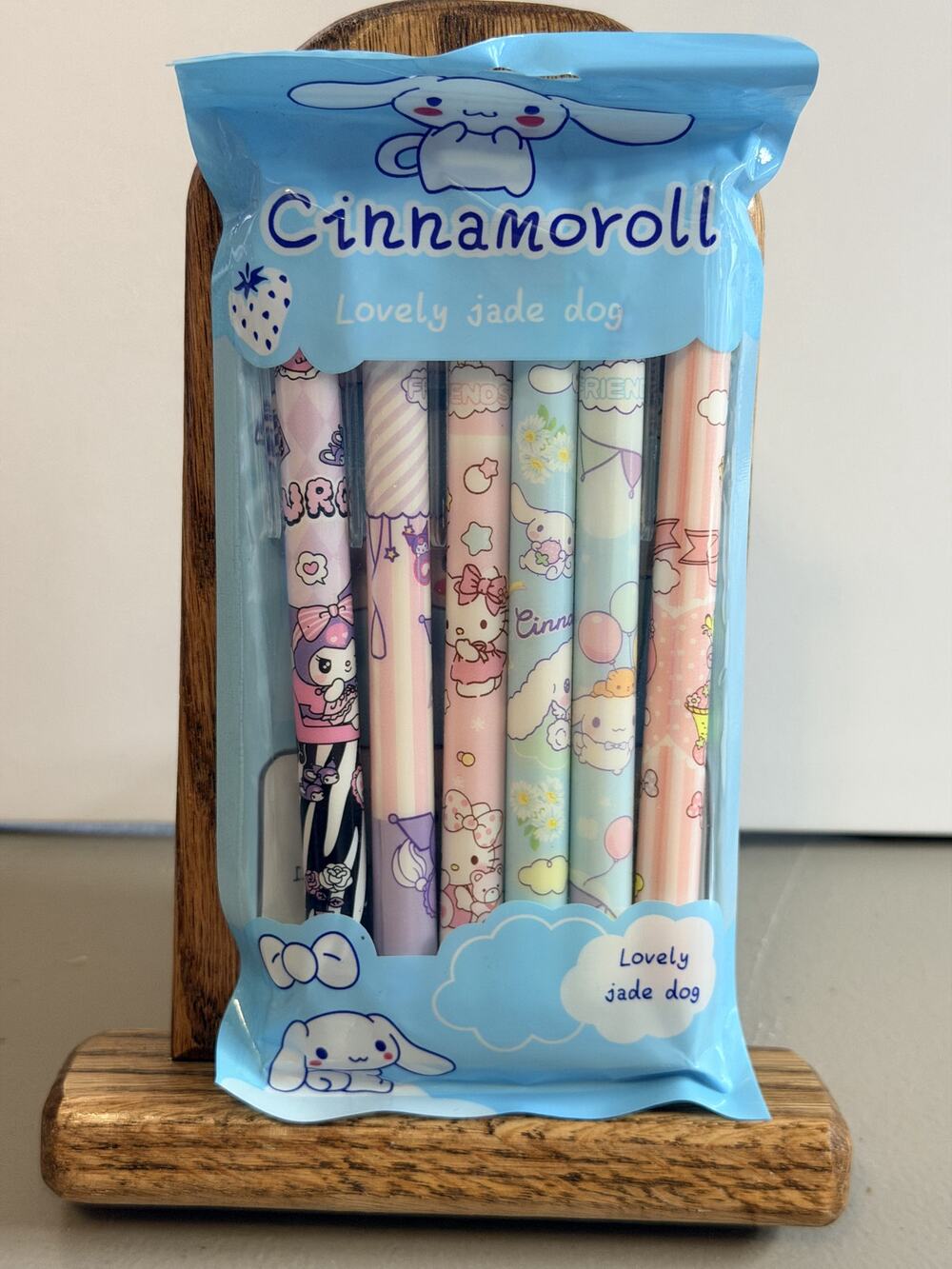 #FAM-744 Hello Kitty & Friends Pens - Set of 6